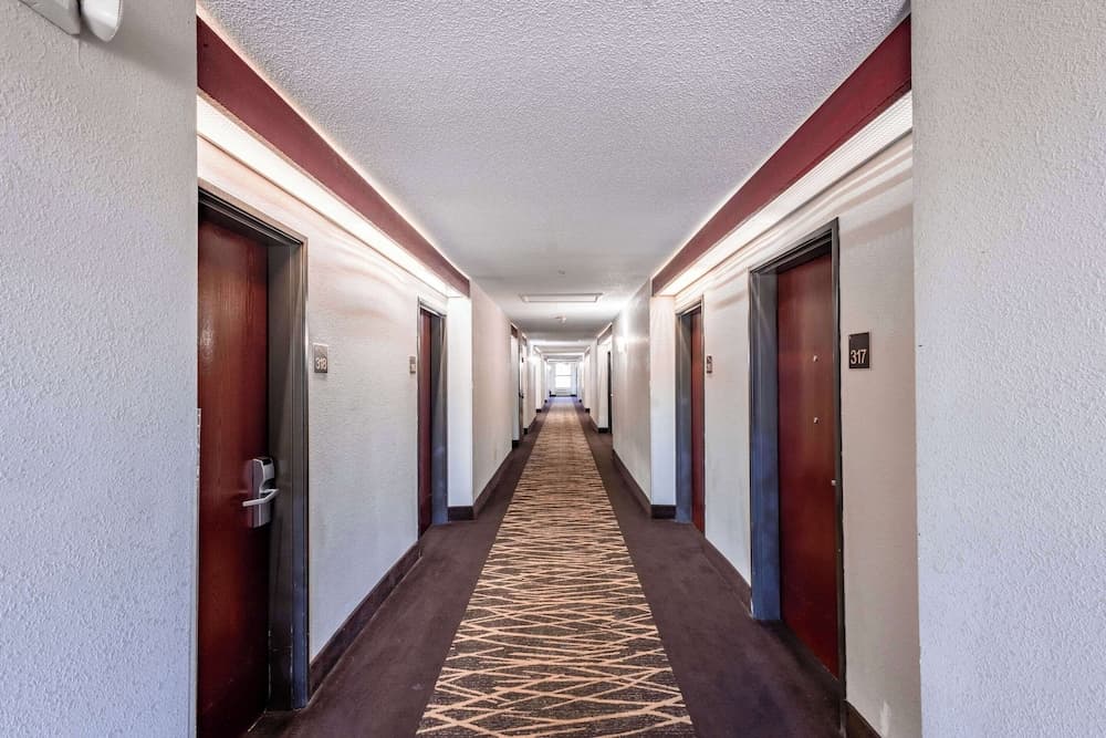 Clarion Pointe gallery photo in High Point, NC — image 30