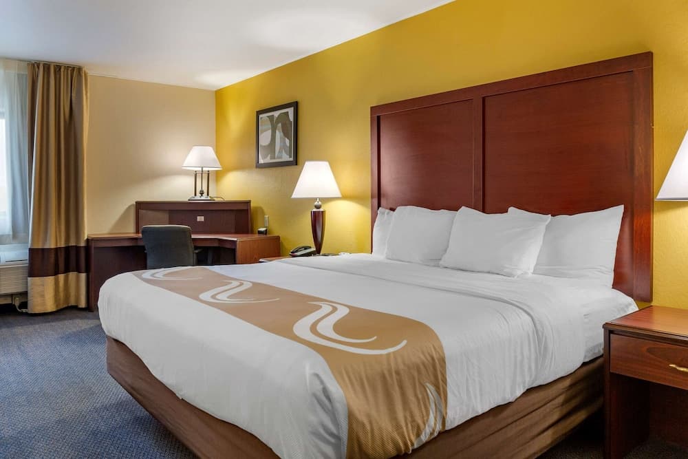 Quality Inn & Suites Zanesville City Center gallery photo in Zanesville, OH — image 24