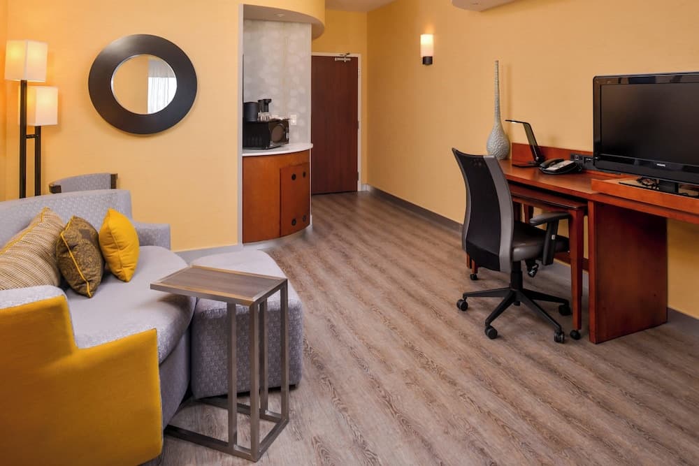 Courtyard Marriott Victorville gallery photo in Hesperia, CA — image 38