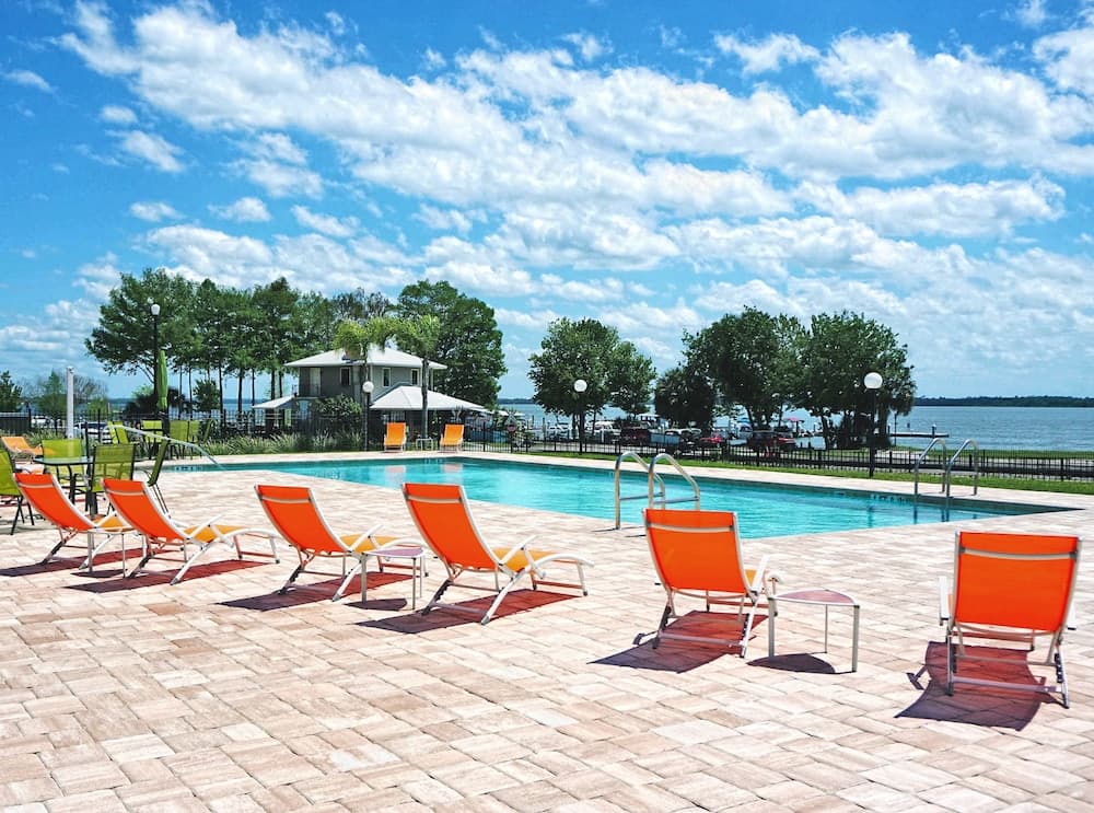 The Citrus on the Lake gallery photo in Tavares, FL — image 35