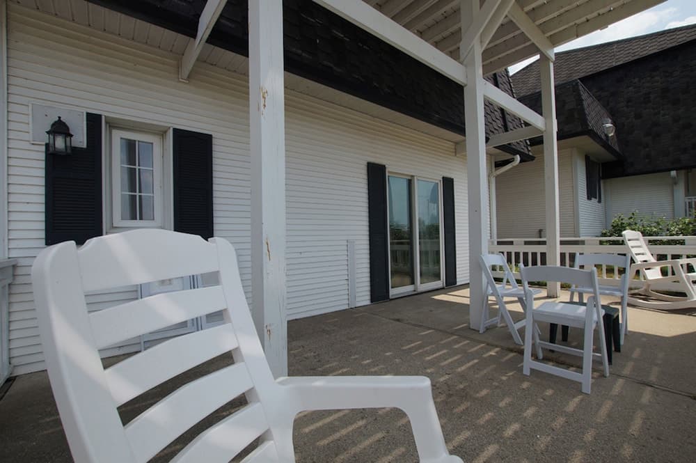Snyder's Shoreline Inn gallery photo in Ludington, MI — image 181