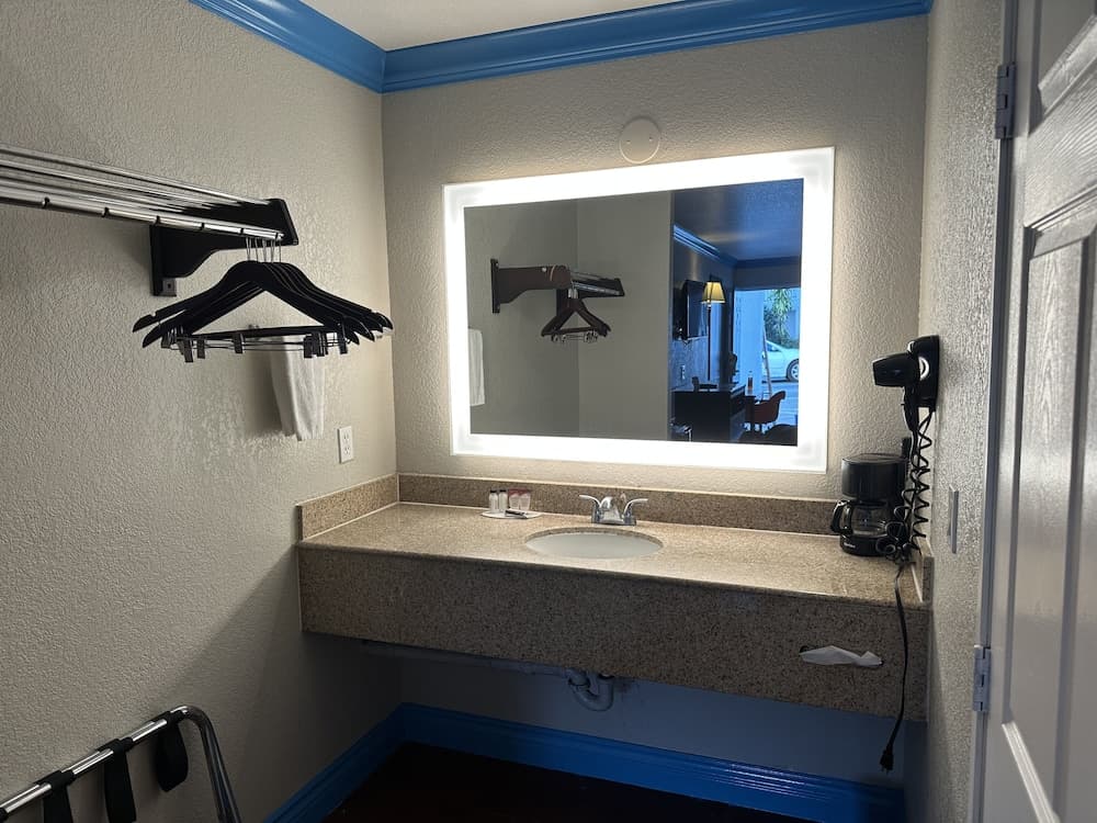 Casa Blanca Hotel - Orange gallery photo in Orange, CA — image 52