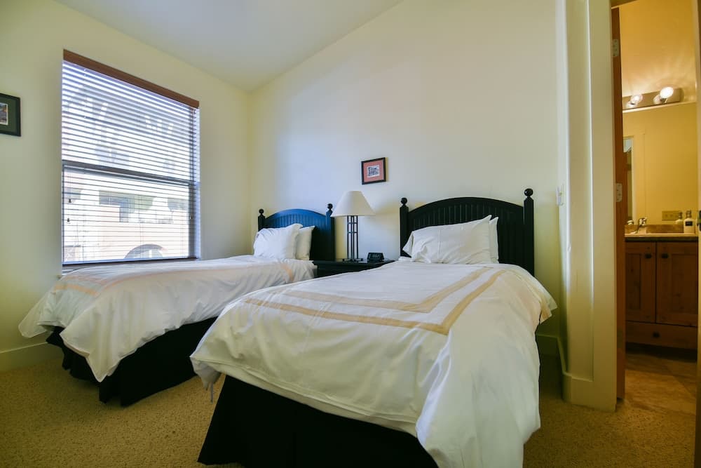 Newpark Resort property views in Park City, UT — gallery photo 3