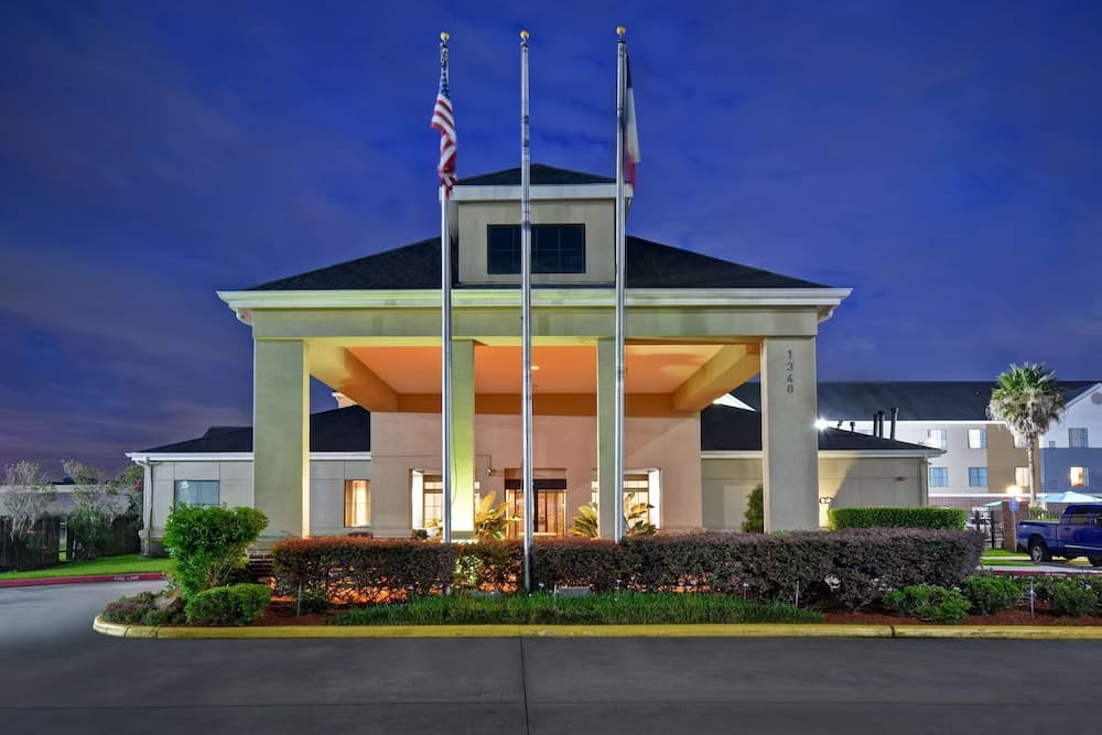 Homewood Suites By Hilton Houston IAH Airport Beltway 8 featured exterior or lobby in Houston, TX — similar hotel