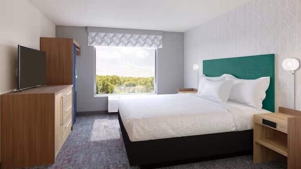 Home2 Suites by Hilton Chelmsford Lowell property views in Chelmsford — gallery photo 3