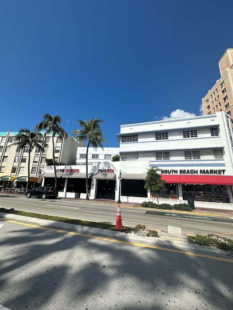 Royal South Beach Hotel featured exterior or lobby in Miami Beach, FL — similar hotel