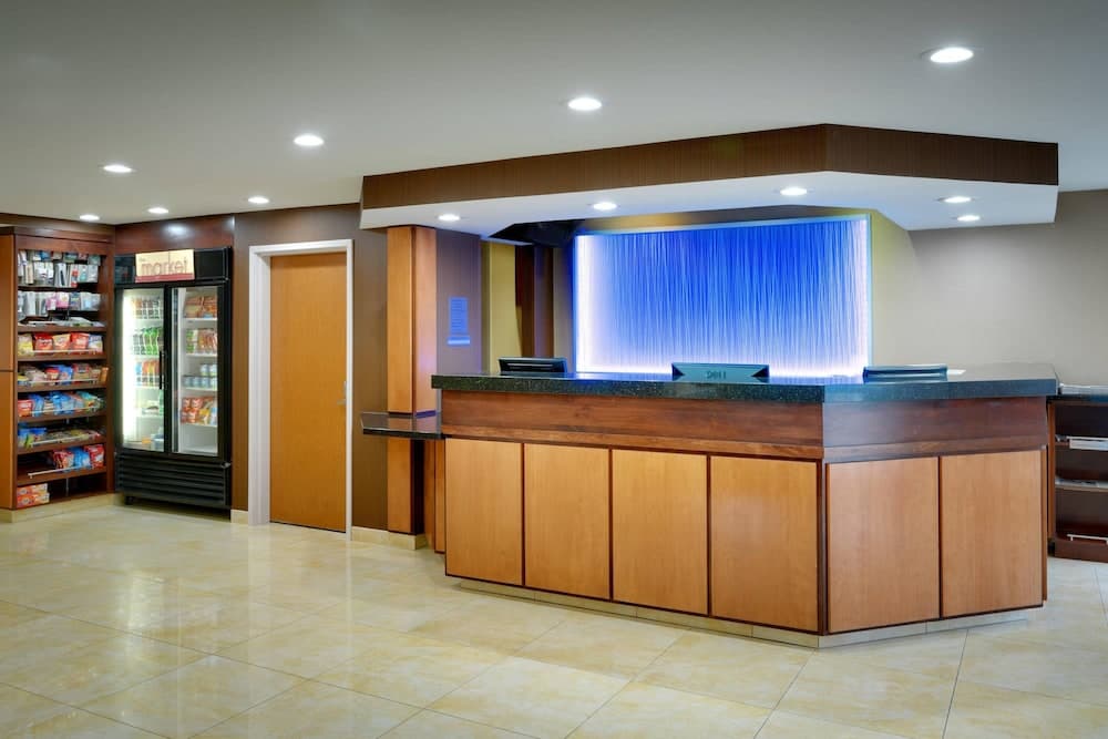 Spark by Hilton Salt Lake City Airport property views in Salt Lake City, UT — gallery photo 3