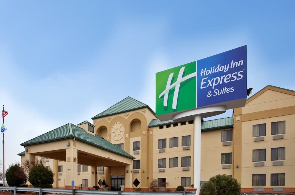 Holiday Inn Express & Suites St. Louis West - Fenton by IHG — hotel in Fenton, Missouri