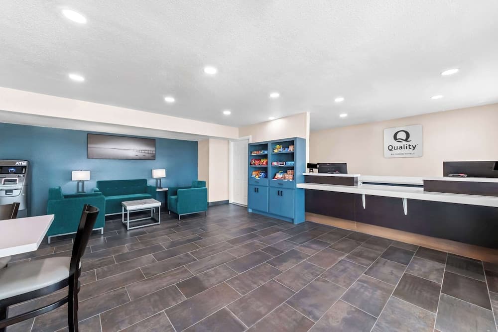 Quality Inn & Suites Port Lavaca near Lighthouse Beach property views in Port Lavaca, TX — gallery photo 3