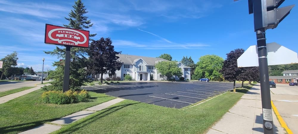 Plymouth Suites Hotel featured exterior or lobby in Plymouth, WI — similar hotel