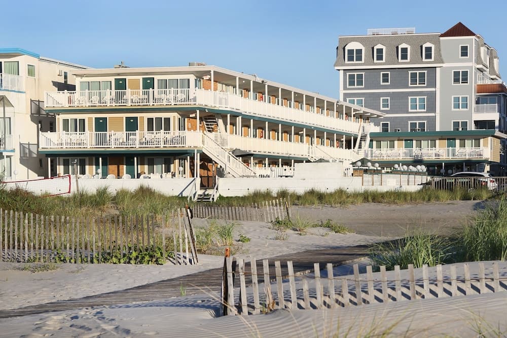 Monterey Motel featured exterior or lobby in Wildwood Crest, NJ — similar hotel
