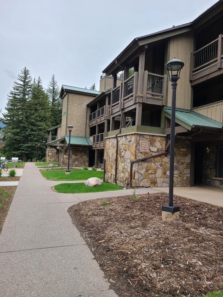 Bluegreen's StreamSide at Vail featured exterior or lobby in Vail, CO — similar hotel