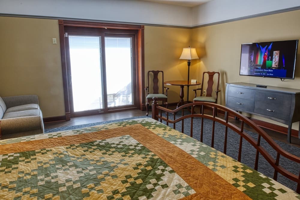 Carlisle Inn Walnut Creek gallery photo in Millersburg, OH — image 27