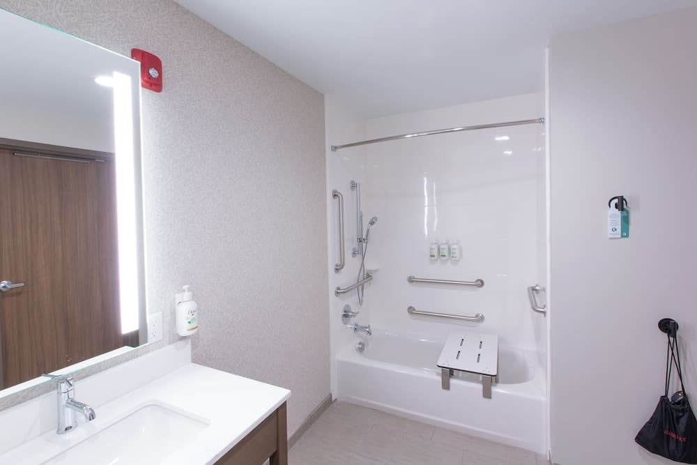 La Quinta Inn And Suites By Wyndham Lincoln gallery photo in Lincoln, CA — image 27