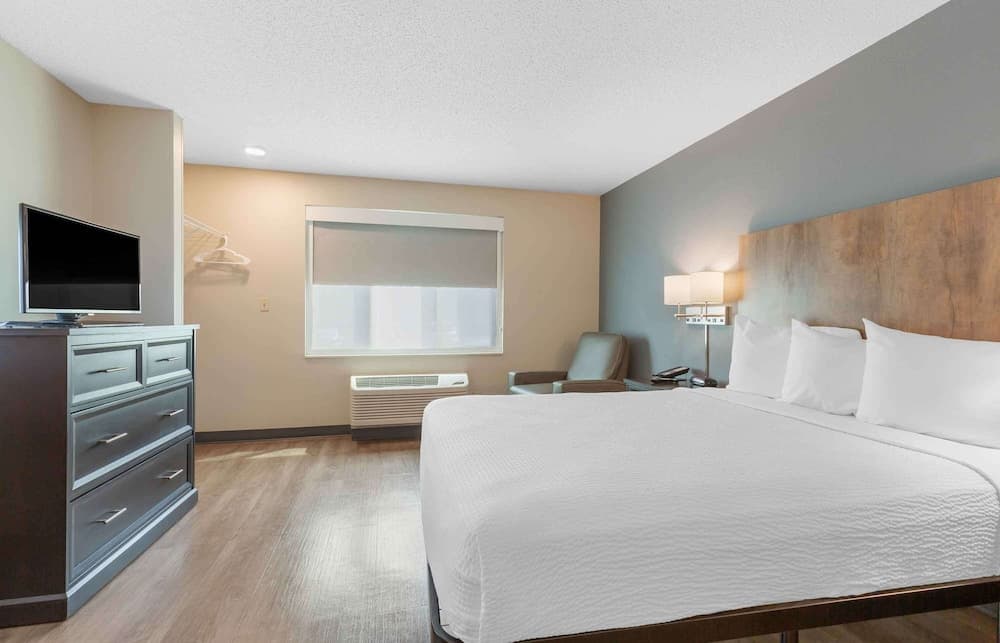 Extended Stay America Suites Washington DC Centreville Manas property views in Centreville, VA — gallery photo 3