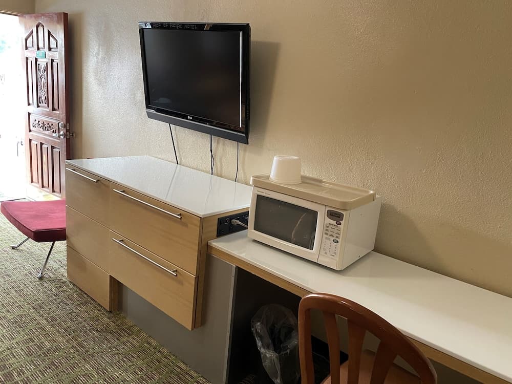 PACIFIC EXPRESS INN gallery photo in Merced, CA — image 9