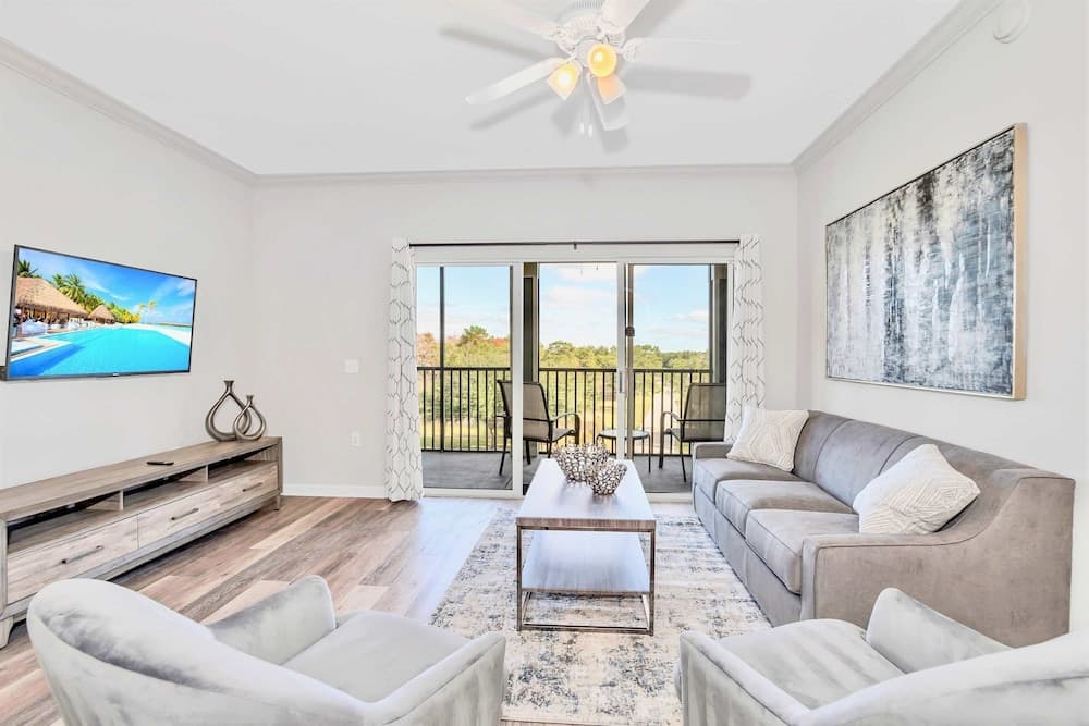 Modern 2BR Condo w Private Patio7 min to Disney featured exterior or lobby in Winter Garden, FL — similar hotel