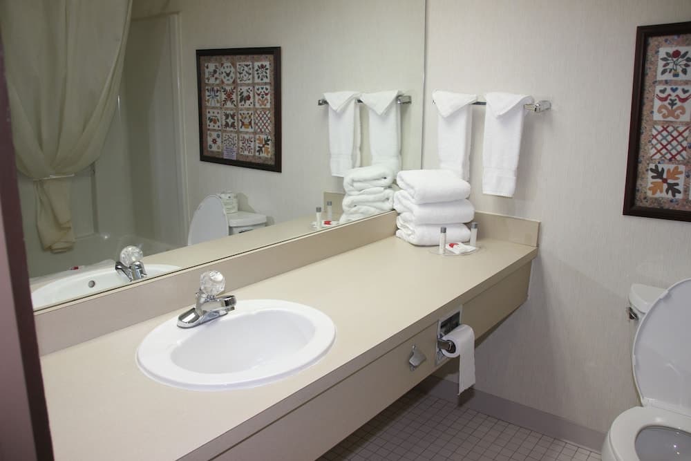 Spring House Inn gallery photo in Chesterton, IN — image 27