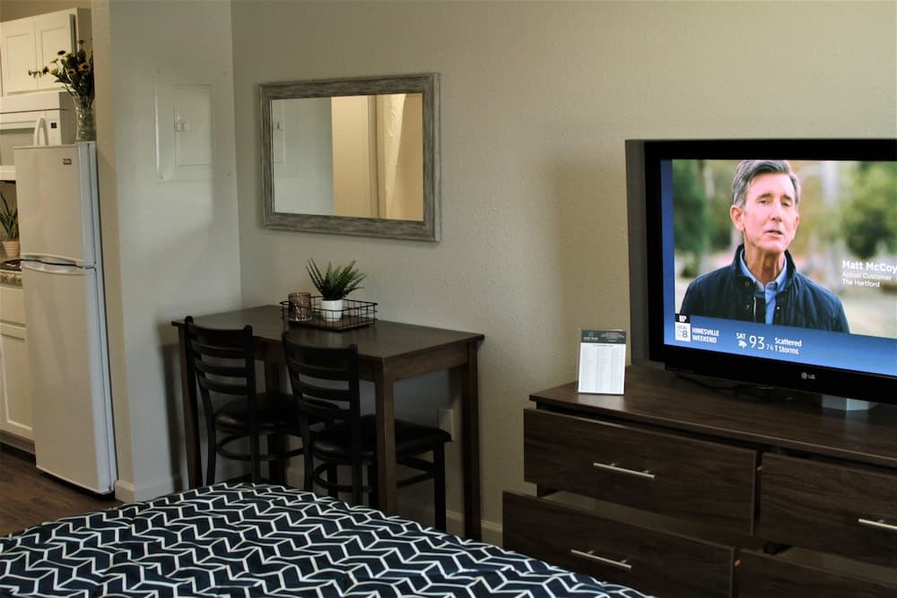 Stay Plus Extended Stay Suites interior in Statesboro, GA — gallery photo 2