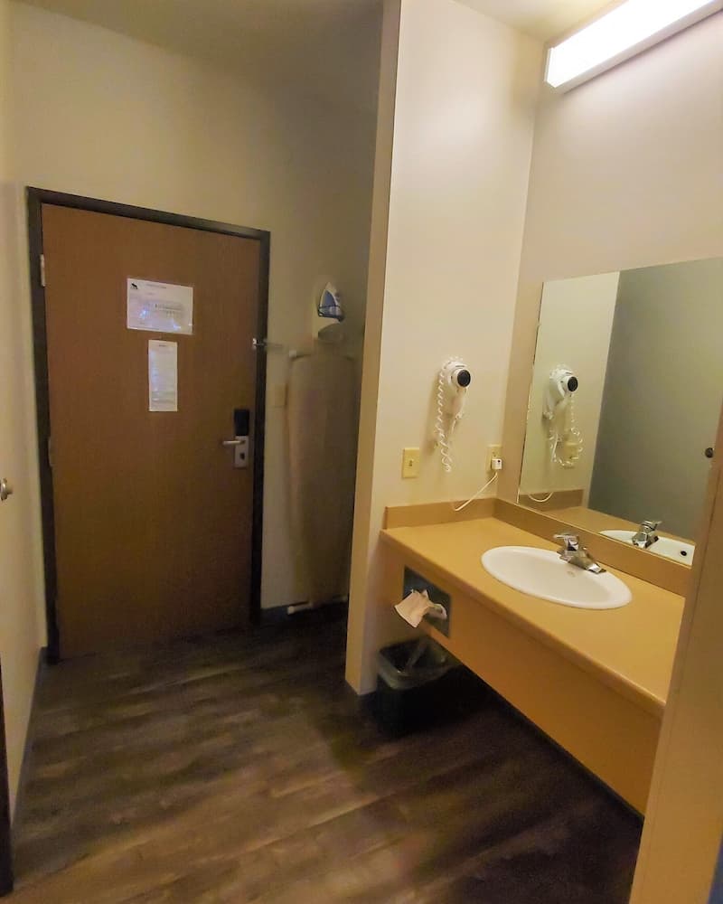 Quality Inn & Suites Pinedale property views in Pinedale, WY — gallery photo 3