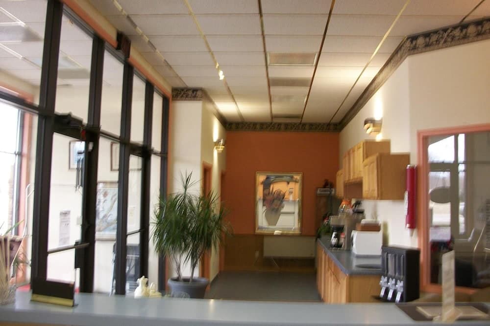 Lodi Valley Suites interior in Lodi, WI — gallery photo 2