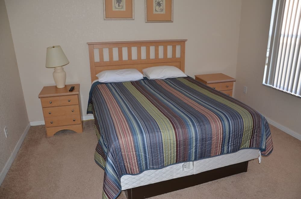 Regal Palms Resort & Spa 216 interior in Davenport, FL — gallery photo 2