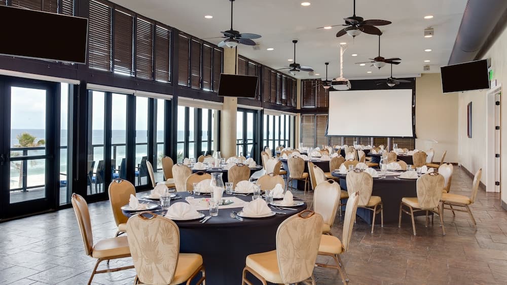 Holiday Inn Resort Panama City Beach by IHG gallery photo in Panama City Beach, FL — image 43