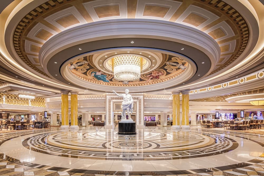 Caesars Palace property views in Las Vegas, NV — gallery photo 3