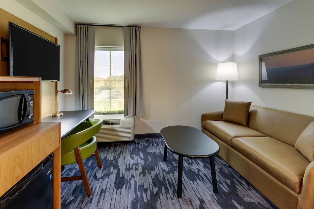 Fairfield Inn & Suites by Marriott Southport gallery photo in Southport, NC — image 40