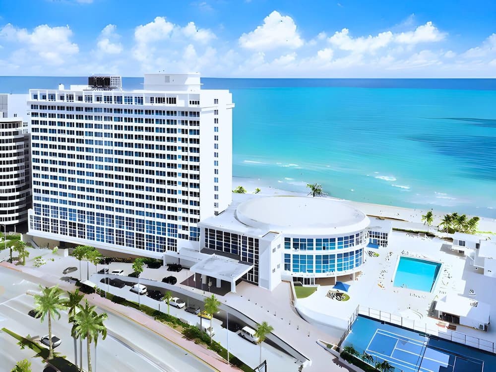 SeaStays Apartments featured exterior or lobby in Miami Beach, FL — similar hotel