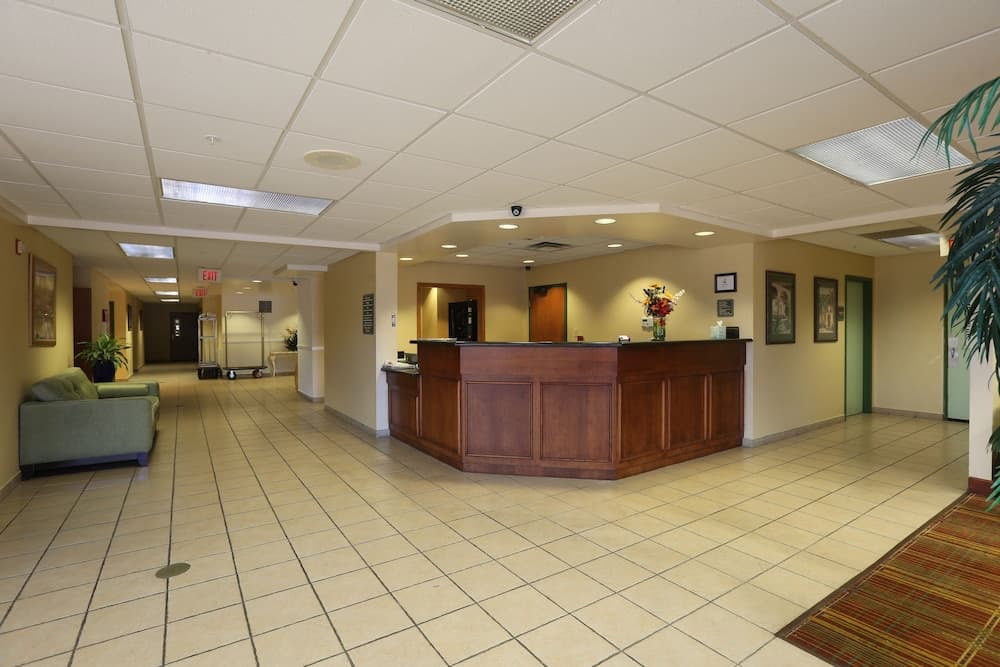 Allure Suites property views in Fort Myers, FL — gallery photo 3