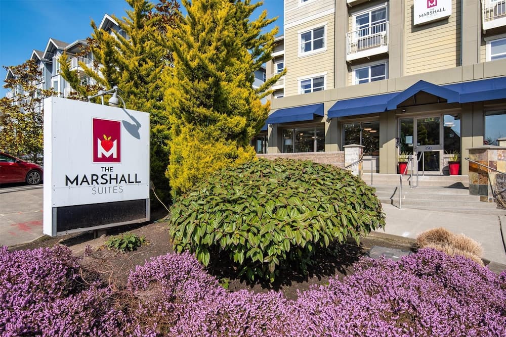 Marshall Suites Bainbridge Island, SureStay Collection by BW gallery photo in Bainbridge, WA — image 11