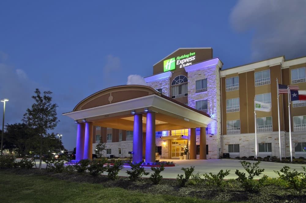 Holiday Inn Express & Suites Houston East - Baytown by IHG featured exterior or lobby in Baytown, TX — similar hotel