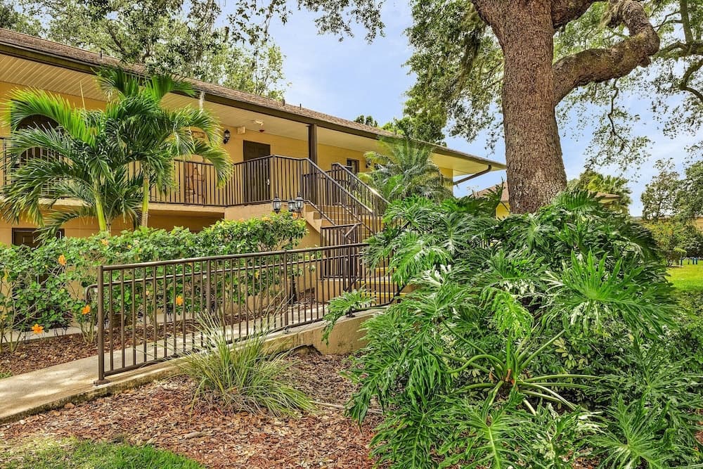 Lehigh Resort Club featured exterior or lobby in Lehigh Acres, FL — similar hotel