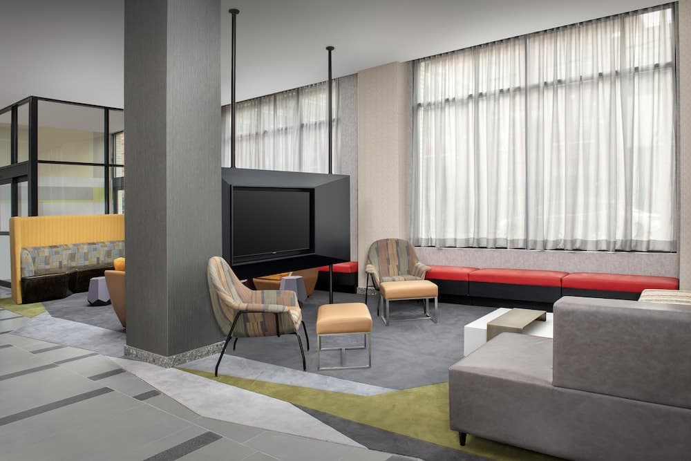 SpringHill Suites by Marriott New York Queens property views in Long Island City, NY — gallery photo 3