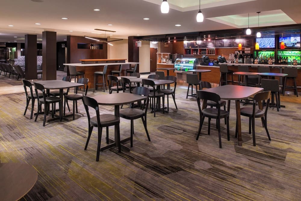 Courtyard Marriott Victorville gallery photo in Hesperia, CA — image 27