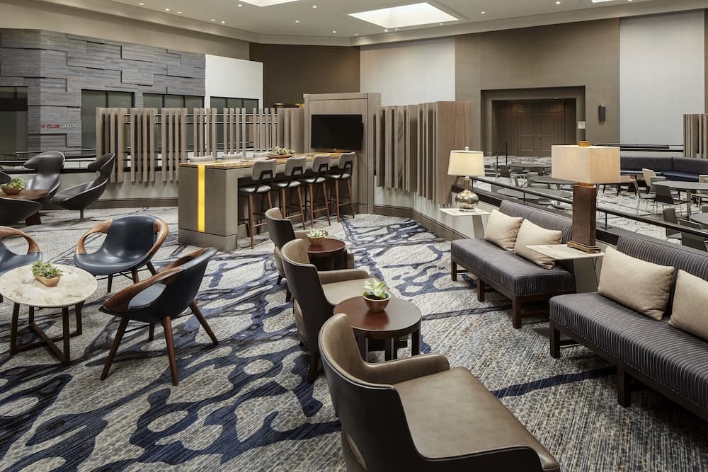 Marriott Cincinnati North interior in West Chester, OH — gallery photo 2