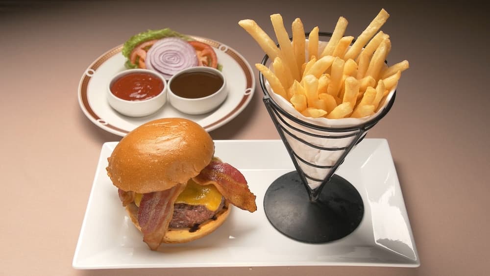 South Point Hotel, Casino, and Spa gallery photo in Las Vegas, NV — image 24