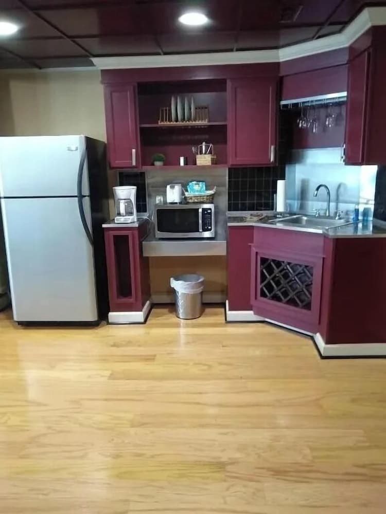 Southern Comfort Suites property views in Mayfield, KY — gallery photo 3