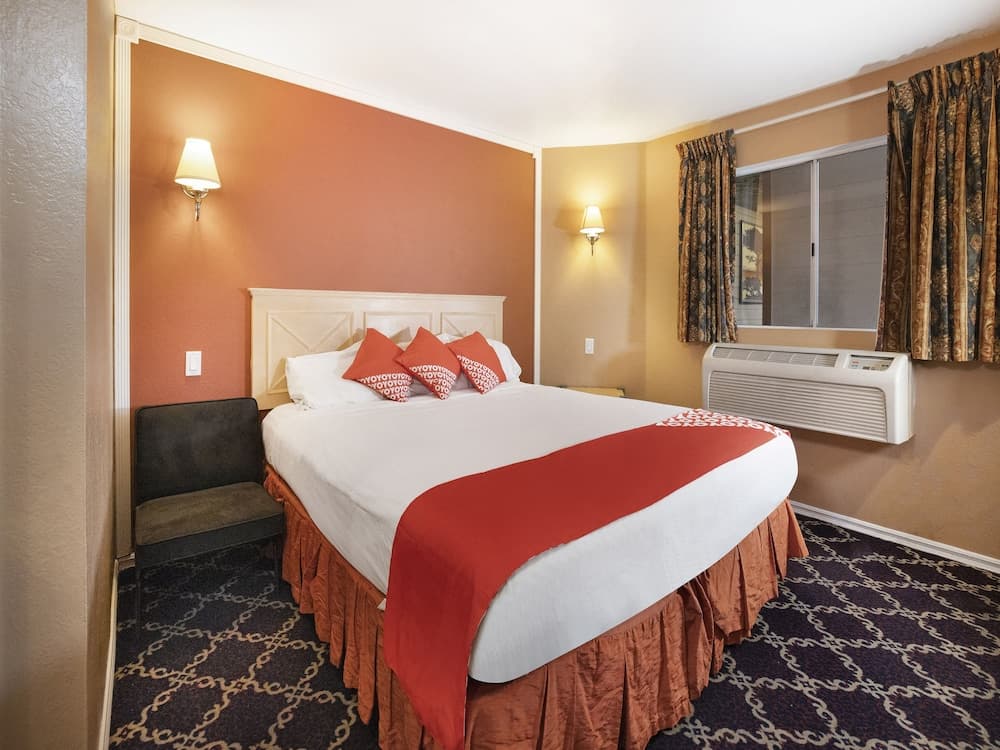 Hotel Avenida Victorville I 15 gallery photo in Victorville, CA — image 29
