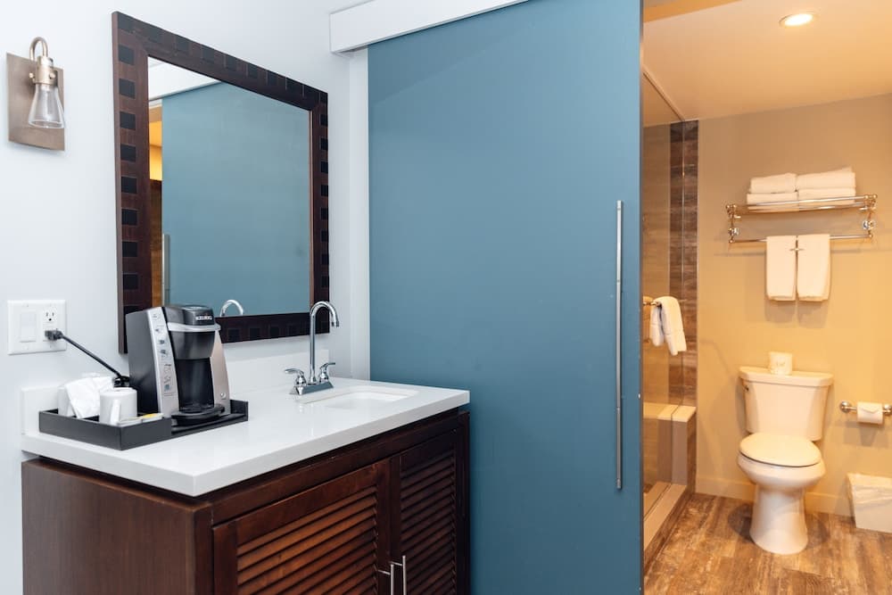 Lakehouse Resort gallery photo in San Marcos, CA — image 50
