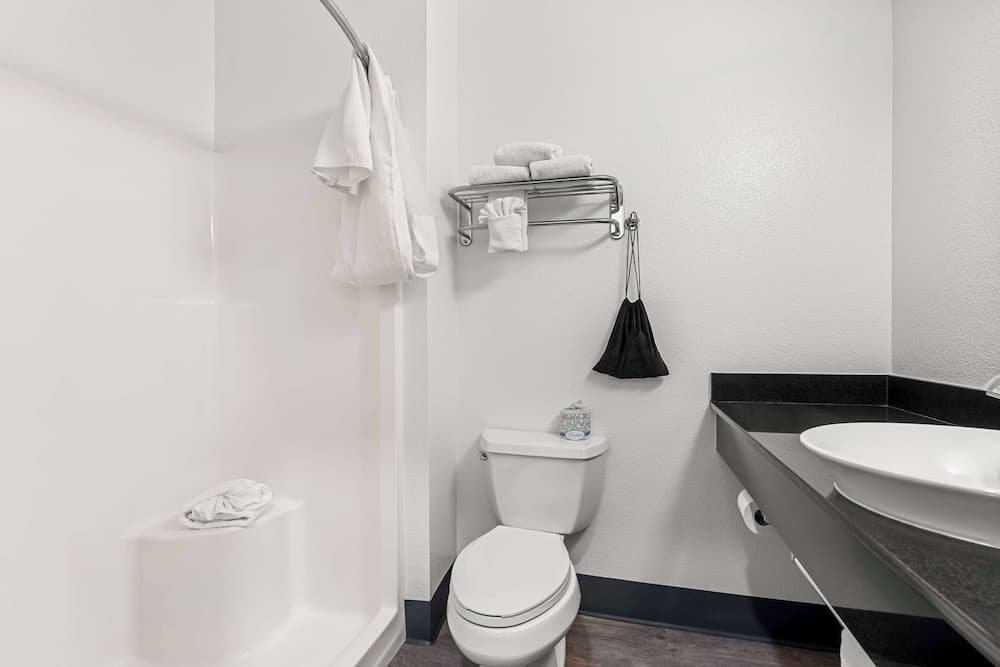 SureStay by Best Western Livingston Merced County gallery photo in Livingston, CA — image 24