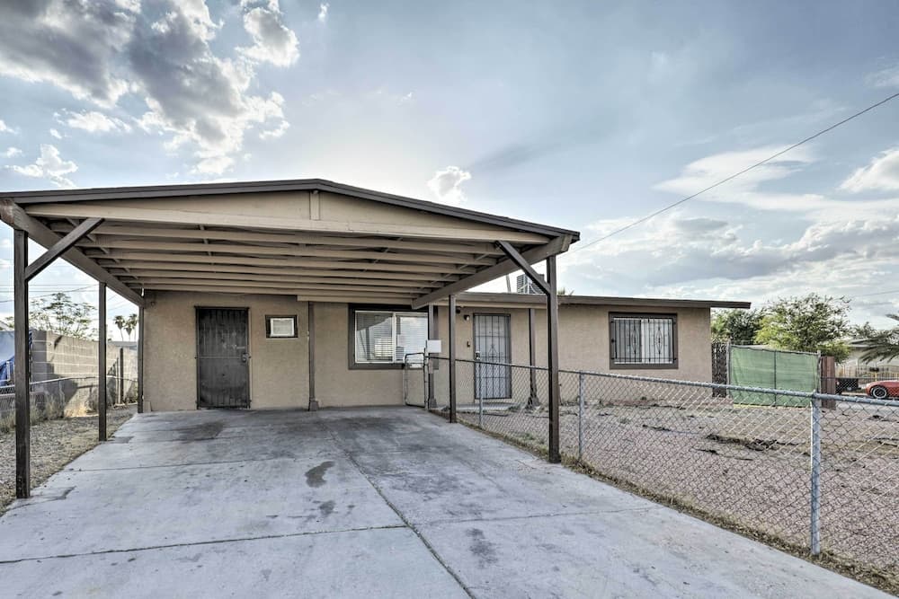 North Las Vegas Hideaway w/ Grill < 10 Mi to Strip interior in North Las Vegas, NV — gallery photo 2