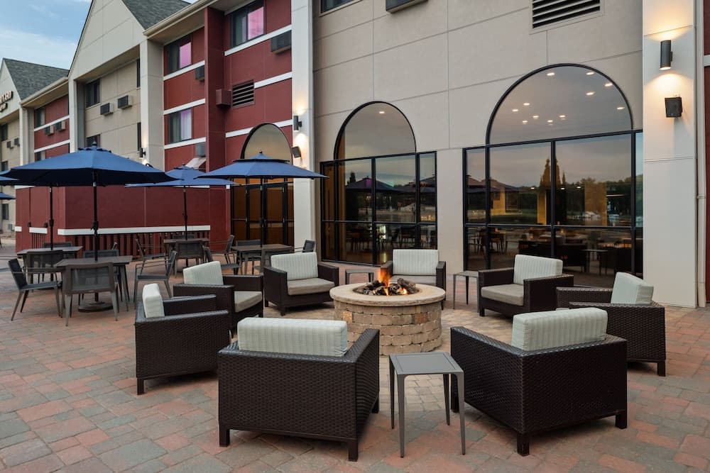 Courtyard by Marriott La Crosse gallery photo in La Crosse, WI — image 46