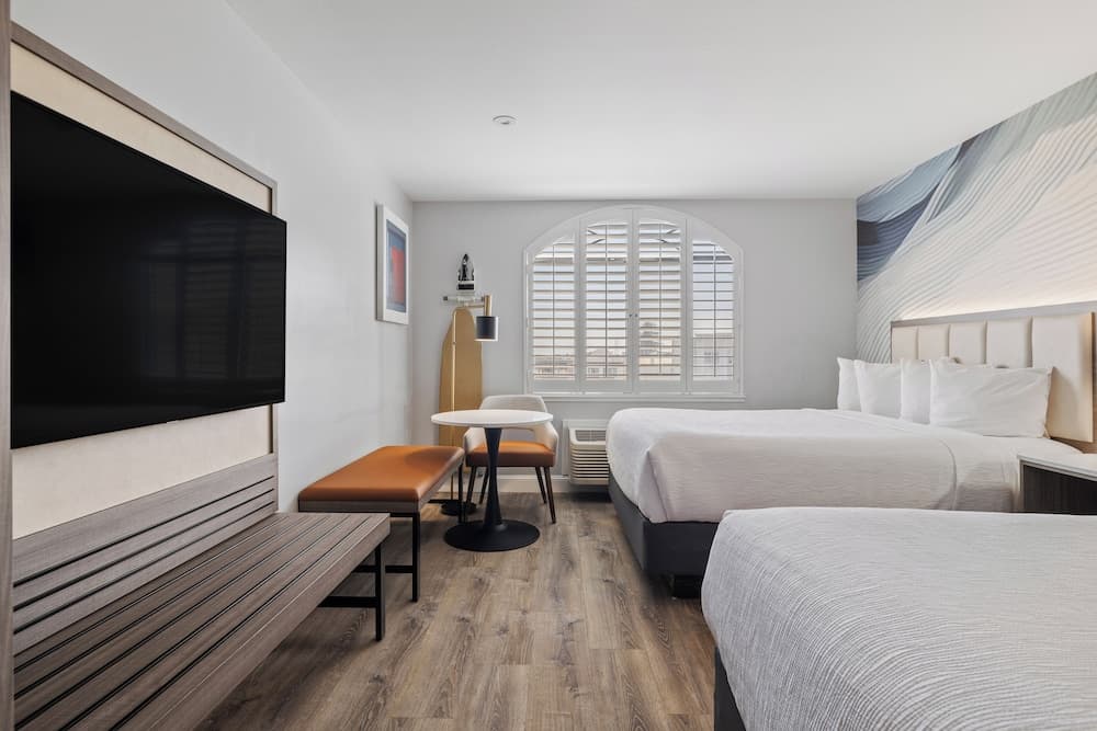 Hotel Skye SFO interior in San Bruno, CA — gallery photo 2