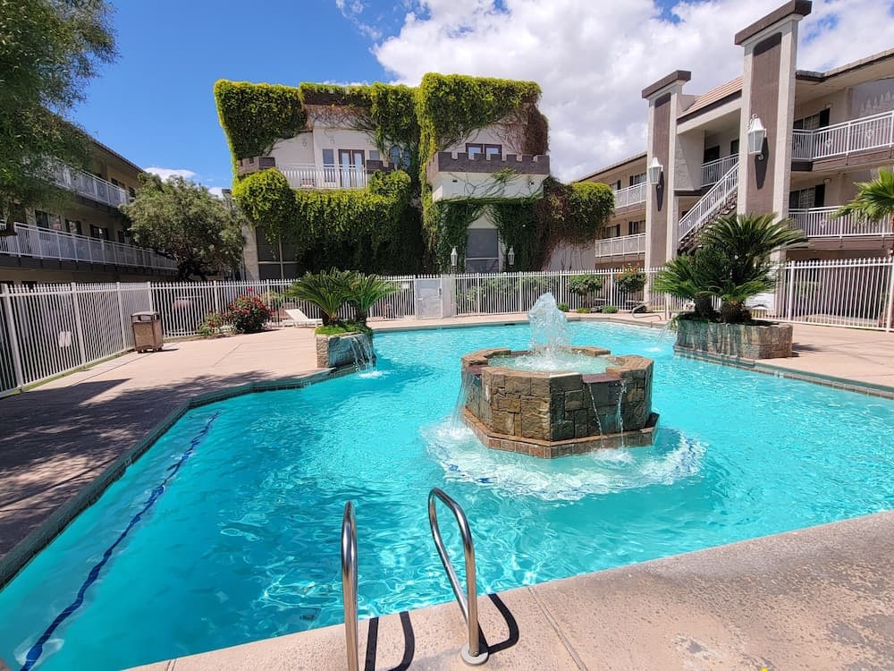 Manor Suites property views in Las Vegas, NV — gallery photo 3