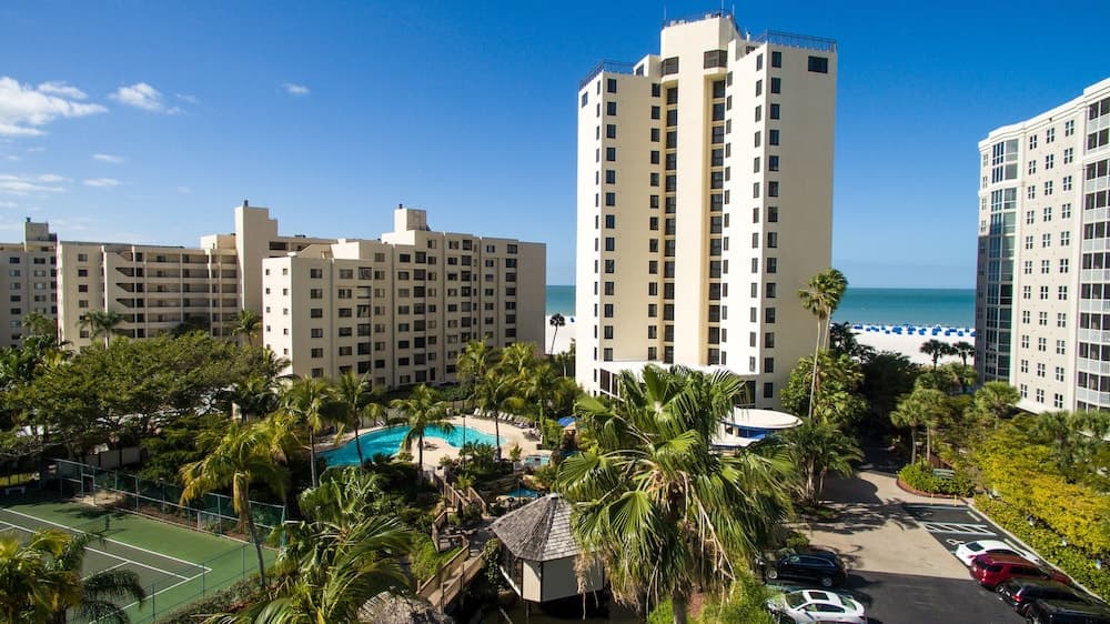 Pointe Estero Beach Resort — hotel in Fort Myers Beach, Florida