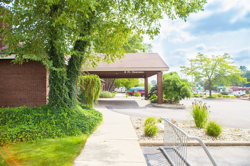 The Harrington Inn featured exterior or lobby in Fremont, MI — similar hotel