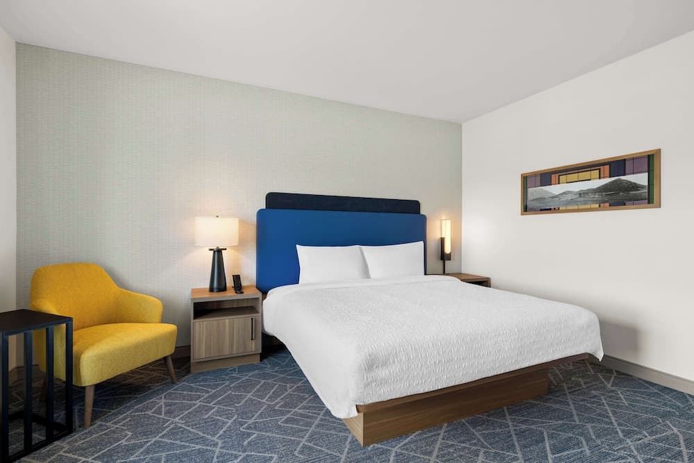 Hampton Inn & Suites Corona, Ca gallery photo in Corona, CA — image 30