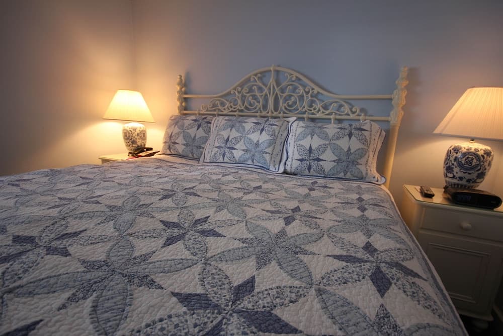 Lilac Tree Suites interior in Mackinac Island, MI — gallery photo 2
